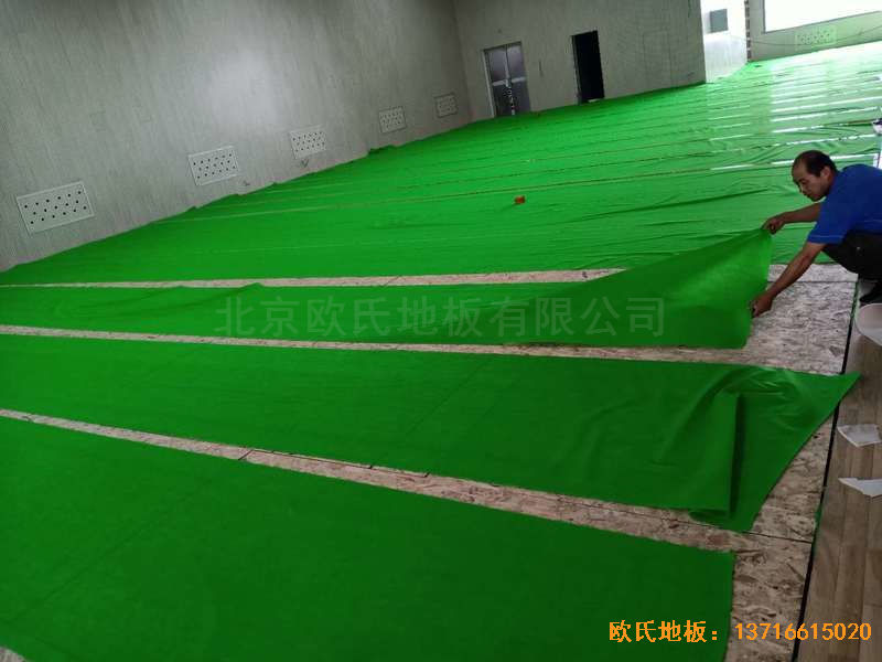 ɽ���\��ؔ���WУ�w��ľ�ذ���b����