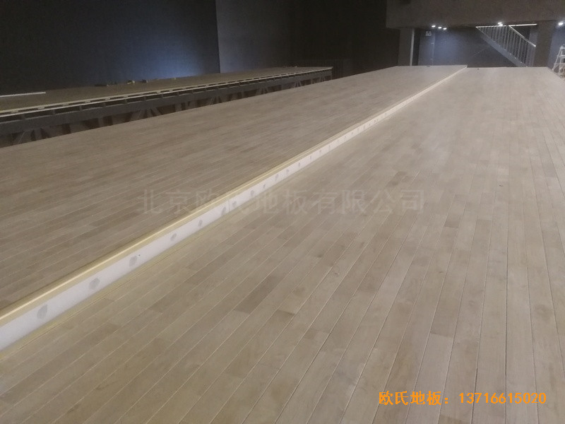 �ӱ��е�ƽһ���������_(t��i)�\(y��n)��(d��ng)�ذ���b����5